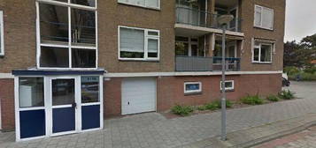 van der Ploegstraat 2