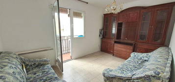 Apartamento de alquiler en Valdeacederas