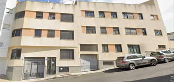 Piso en venta en Calle Hoya del Pedregal, 2, Almatriche