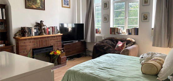 2 bed flat to rent