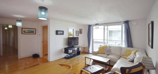 2 bed flat to rent