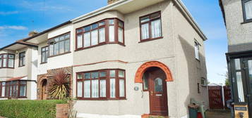 3 bed semi-detached house for sale