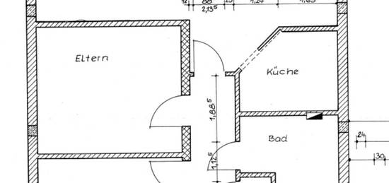 Schöne Dachgeschosswohnung mit Balkon