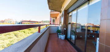 Piso en venta en Calle Tarragona, Hostafrancs