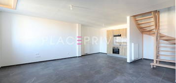 Appartement  à louer, 5 pièces, 4 chambres, 120 m²