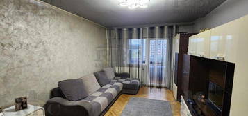 Apartament cu 3 camere in Manastur, etaj 4/8, zona Ion Mester !