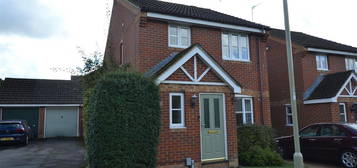 Detached house to rent in Browning Road, Church Crookham, Fleet GU52