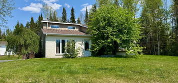 1808, Route 111 Ouest
Amos