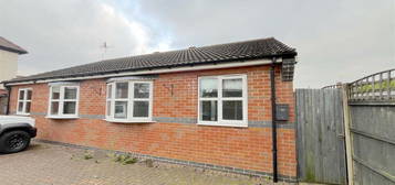 2 bedroom semi-detached bungalow for sale