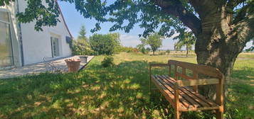MAISON AVEC TERRAIN ET DEPENDANCES