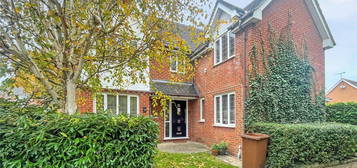 Detached house to rent in Hertsfield Avenue, Rochester, Kent ME2