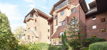 Flat to rent in Palmerston Court, Elmfield Close, Harrow On The Hill HA1