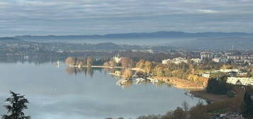 Appartement Vue d’exception sur la Baie d’Annecy