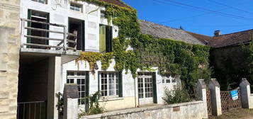 Dpt Yonne (89), à vendre DISSANGIS Maison avec 4 chambres - Jardin- Garage- Bûcher