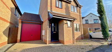 3 bedroom detached house