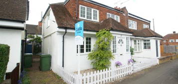 3 bed semi-detached house to rent