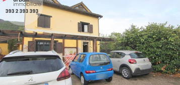 Casa indipendente in vendita in via Madonna di Pettino