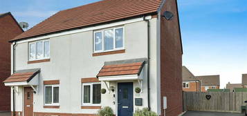 2 bedroom semi-detached house for sale