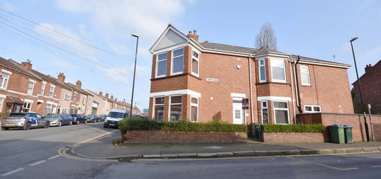 End terrace house to rent in Terry Road, Coventry CV1