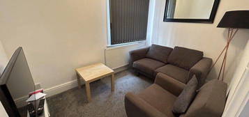 Shared accommodation to rent in West Avenue, Derby DE1