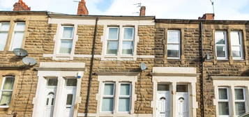 Flat to rent in Asher Street, Gateshead NE10