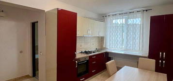 Apartament o camera 40mp -Bradet -mobilat SI utilat. 56.000eur neg