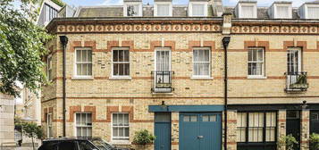 Flat to rent in Grosvenor Crescent Mews, London SW1X