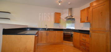 2 bed flat to rent