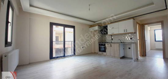 MENEMEN SEYREK DE DOĞALGAZLI 80 m2 KİRALIK 2+1 DAİRE