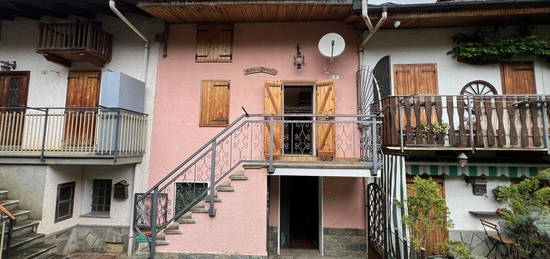 Casa indipendente in vendita in  Borgata Chialme s.n.c