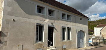 Maison charentenay 89580