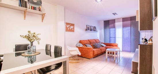 Piso en venta en Carrer del Dr.josep Mª Queral Muñoz, Casc Antic - Nou Cambrils