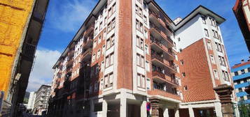 Piso en venta en calle Zubiaur Tar Kepa, 47 -37