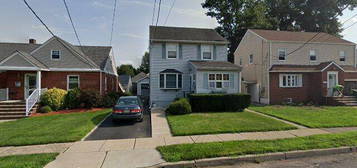 203 Lincoln Ave, Clifton, NJ 07011