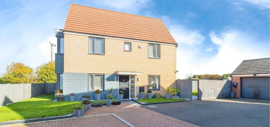 3 bed detached house for sale