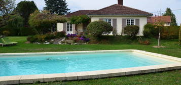 Charmante maison individuelle avec piscine