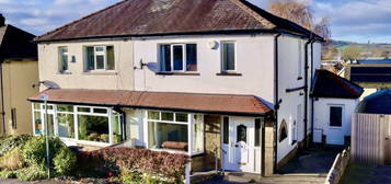 3 bed semi-detached house for sale