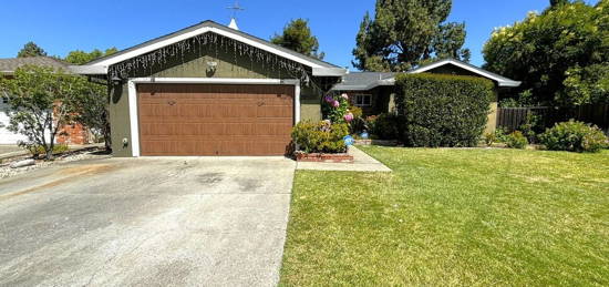 38500 Athy Ct, Fremont, CA 94536