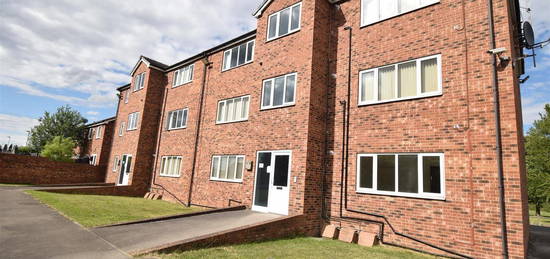 Flat to rent in Park View, Gorton Street, Kinsley WF9