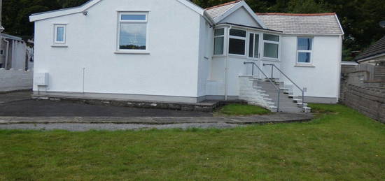 Detached bungalow to rent in New Road, Jersey Marine, Neath . SA10