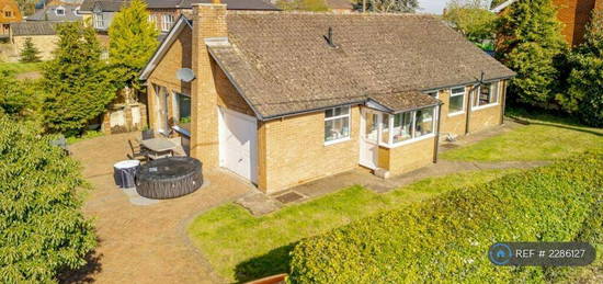 3 bedroom detached house