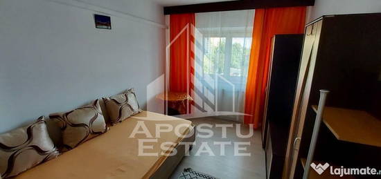 Apartament 3 camere, decomandat, zona Complexul Studentesc