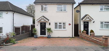 3 bed detached house for sale