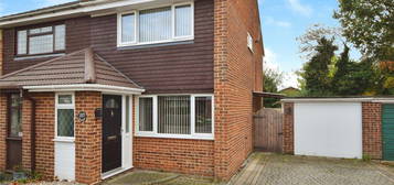 2 bed semi-detached house for sale