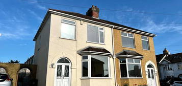 3 bedroom semi-detached house