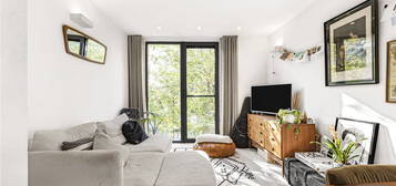 Flat to rent in Arthaus Apartments, 205 Richmond Road, Hackney, London E8