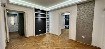Pécsi kiadó lakás, 3 szobás, 89 négyzetméteres