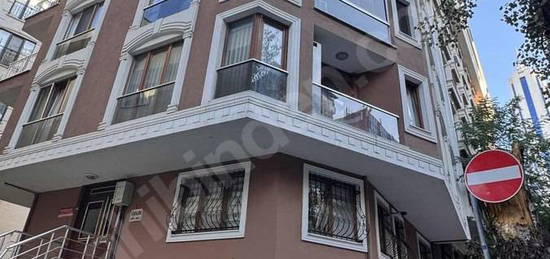 ŞİŞLİ ESENTEPE 2+1 80M2 FULL EŞYALI ARA KAT DAİRE'AKDERE EMLAK