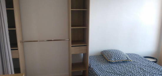 Loue chambre dans appartement prêt du Campus Mazier