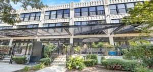 1000 W 15th St Unit 220, Chicago, IL 60608